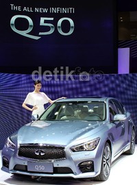 Seperti mobil-mobil sport terkini yang sudah mulai menerapkan sistem hybrid, Infiniti Q50 pun juga demikian. Lewat teknologi hybrid 'Infiniti Direct Response Hybrid', Infiniti menggabungkan mesin bakar dengan motor listrik untuk menghemat bahan bakar tanpa mengurangi tenaga yang dimilikinya.