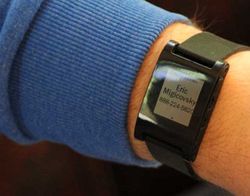 Melongok Jam Tangan Pintar Pebble