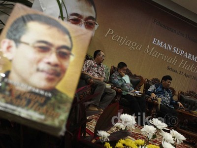 Ketua KY Luncurkan Buku Penjaga Marwah Hakim