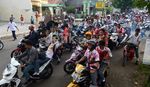 Usai UN, Siswa SMU di Makassar Coret-coret Seragam