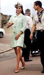Hamil 6 Bulan, Kate Middleton Tampil Ceria