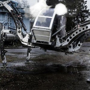 Hiii... Ada Robot Laba-laba Berukuran Raksasa