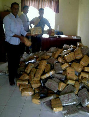 Polisi Sita 203 Kg Paket Ganja Kering di Pidie