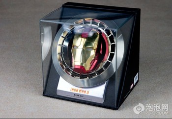     Mouse ini dibesut oleh perusahaan bernama China E-Blue. Desain mouse berbentuk kepala Iron Man ini memang keren dan mampu menyita perhatian orang yang meliriknya. (kredit foto: PCPOP)