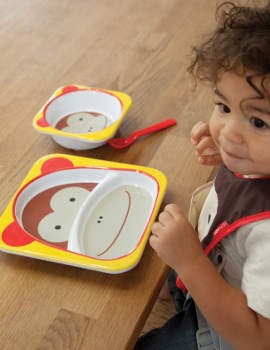 Si Kecil Baru Belajar Makan? Siapkan Piring Lucu Ini