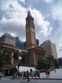Di sekitar mal ada 2 bangunan kuno yang cocok untuk jadi tempat berfoto-foto. Pertama adalah Main Hall, tempat gubernur dulu berkantor yang sekarang menjadi museum dan tempat pameran (Gagah/detikTravel)