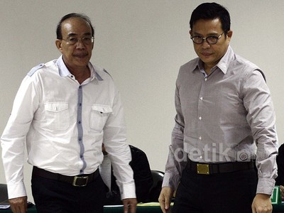 Sidang Perdana Arya dan Juard Effendi