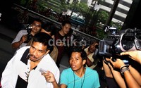 Listo Welly tidak memberikan komentar apapun saat tiba di gedung KPK, Jakarta. Lamhot Aritonang/detikFoto.