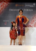 Fashion Show Treasure of Toraja