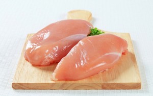 Daging Ayam Paling Tinggi Tercemar Bakteri