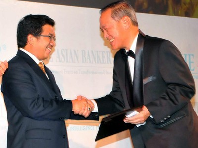 Presdir BCA Raih The Asian Banker Awards 2013
