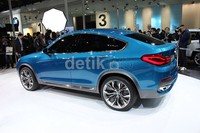 Panjang mobil ini adalah 4.648 mm atau 227 mm lebih pendek dari X6 dan juga 68 mm lebih pendek karena hanya memiliki tinggi 1.622 mm serta lebar 1.915 mm.