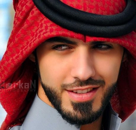 Ini Dia Pria Abu Dhabi yang Diusir dari Arab Saudi karena Terlalu Ganteng Ini Dia Pria Abu Dhabi yang Diusir dari Arab Saudi karena Terlalu Ganteng