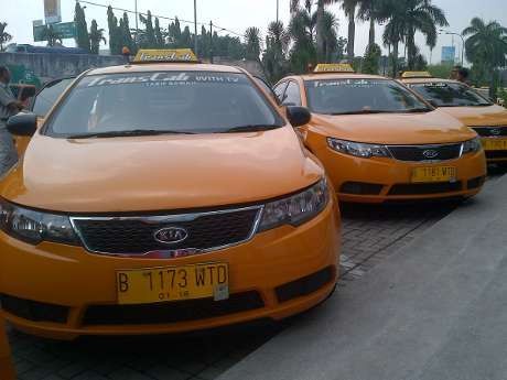 Kia Cerato Jadi Taksi Transcab