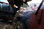 Pohon Tumbang di Jl Otista Dibersihkan