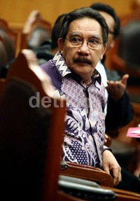 Dalam persidangan ini, MK juga meminta penjelasan tambahan mengenai alasan Antasari mengajukan uji materi peraturan tersebut.