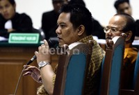 Usai sibuk berbicara mengenai anggaran di Kemenag, Fahd tiba-tiba menyebut inisial PBS. Ia menanyakan apakah 'sesuatu' untuk PBS aman atau tidak. Lamhot Aritonang/detikFoto.
