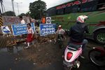 Jembatan Diperbaiki, Pulogadung Macet Parah