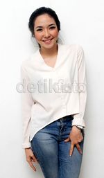 Bergaya Casual, Gisel Tetap Cantik