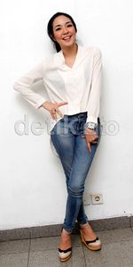 Bergaya Casual, Gisel Tetap Cantik