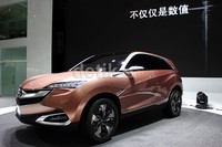 SUV-X merupakan konsep SUV pertama yang diperkenalkan Acura di luar Amerika Utara. Mobil ini diperkenalkan di China pada ajang Shanghai Auto Show 2013.
