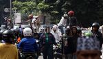 Jenazah Uje Tiba di TPU Karet Tengsin Macet