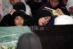 Air Mata Duka Istri Ustad Jeffry