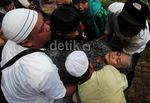 Ribuan Pelayat Hadiri Pemakaman Uje