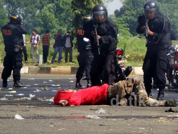 Polres Banyumas Gelar Simulasi Pengamanan Pilgub