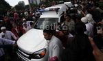 Jenazah Ustad Jeffry Al Buchory Dimakamkan