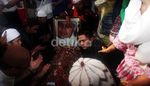 Jenazah Ustad Jeffry Al Buchory Dimakamkan