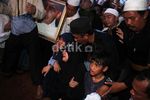 Jenazah Ustad Jeffry Al Buchory Dimakamkan