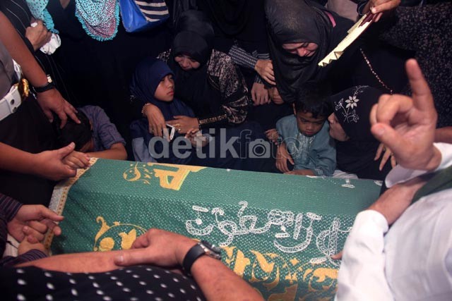 Ustad Jeffry Tutup Usia