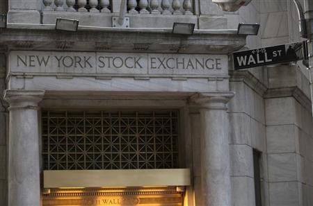Wall Street Berakhir Positif Berkat Kinerja Emiten