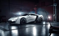 W Motors Lykan Hypersport. Mobil super pertama asal Timur Tengah tersebut dibanderol Rp 34 miliar. Dengan mengucurkan dana tersebut, Anda mendapat mobil bermesin sangar tenaga 750 hp dan torsi 1.000 Nm. Sementara akselerasinya dari 0-100 km/jam dalam waktu 2,8 detik serta kecepatan maksimal 390 km/jam. (dok W Motors).