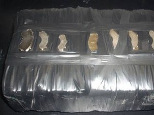 Wanita Ini Tak Sadar Mobilnya Dipakai untuk Selundupkan Ganja