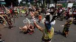 Warga Dayak Unjuk Diri di Jalanan Jakarta