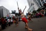 Warga Dayak Unjuk Diri di Jalanan Jakarta