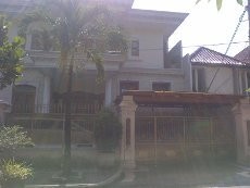 Rumah Susno di Jalan Wijaya Sepi, Ada Alphard B 54 SNO & Camry B 2 DJI
