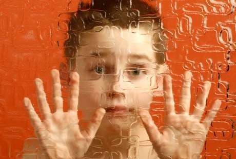 Kandungan Tak Normal pada Plasenta Petunjuk Risiko Autis Anak