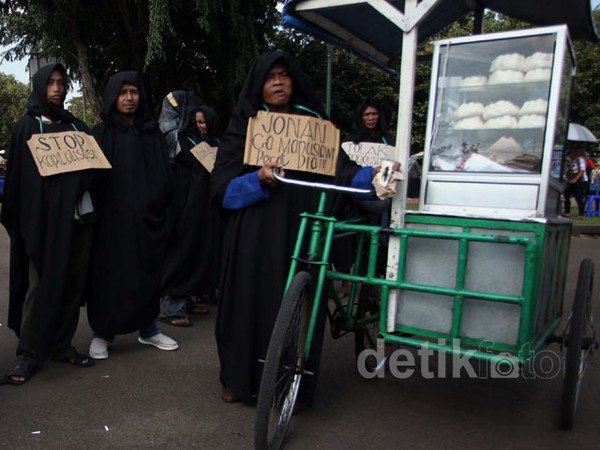 PKL Stasiun Demo Istana