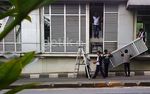Perawatan Halte Busway Buncit Indah