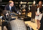 Wingardium Leviosa! Kate Middleton Jadi Penyihir