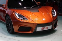 Kemampuan Detroit SP:01 ini didapat dari mobil listrik yang menghasilkan tenaga setara dengan 201 bhp dengan torsi 166 lb-ft yang disalurkan melalui transmisi manual 4-speed.