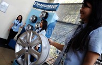 2 Pabrik Astra tersebut mampu memproduksi 7,4 juta unit pelek perbulannya.