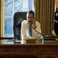 Khawatir Soal Penggunaan Senjata Kimia Suriah, Obama Telepon Putin