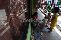 Namun penghuni rusun enggan pindah.