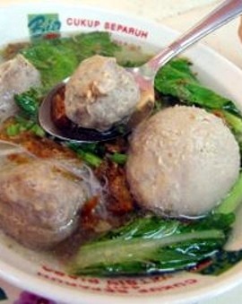Yuk, Ngebakso Enak di Tempat Ini!