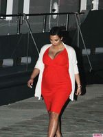 Hamil, Kim Kardashian Makin Berisi