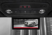 Audi R8 e-tron sudah mengusung teknologi masa depan. Seperti spion belakang digital yang menggunakan layar display  AMOLED.  (Dok Audi)